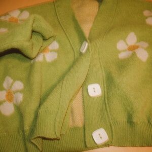 CUTE LIL FLOWER CARDIGAN